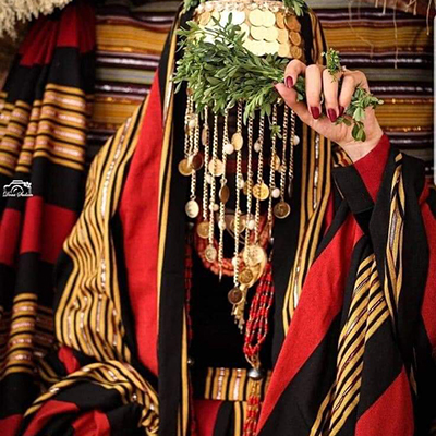 كيف اهجع ونصف قلبي موجع